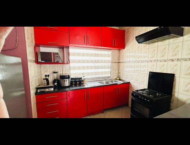 12 BEDROOM HOUSE FOR SALE IN CAPITAL PARK